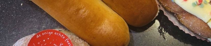 Joeksbox:2 worsten, 2 frik, 2 feesvot